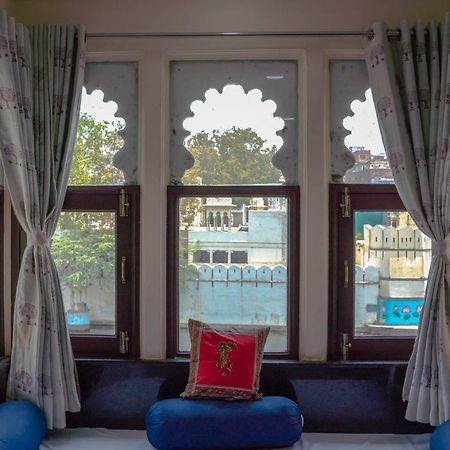 Hide-In Udaipur - A Lake View Boutique Hotel Zewnętrze zdjęcie