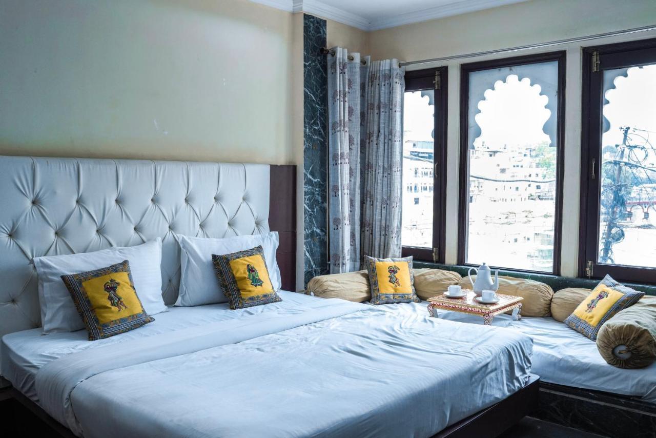 Hide-In Udaipur - A Lake View Boutique Hotel Zewnętrze zdjęcie
