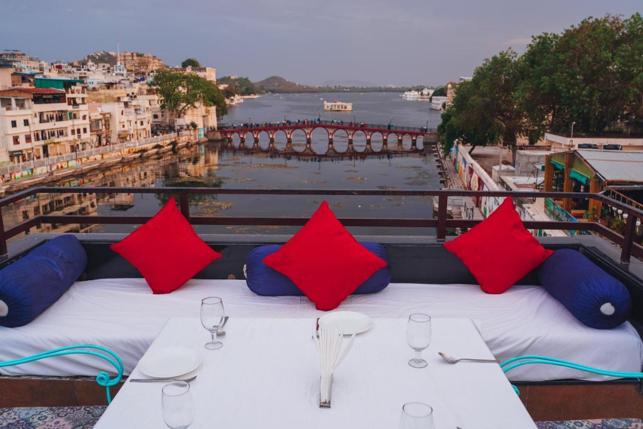 Hide-In Udaipur - A Lake View Boutique Hotel Zewnętrze zdjęcie