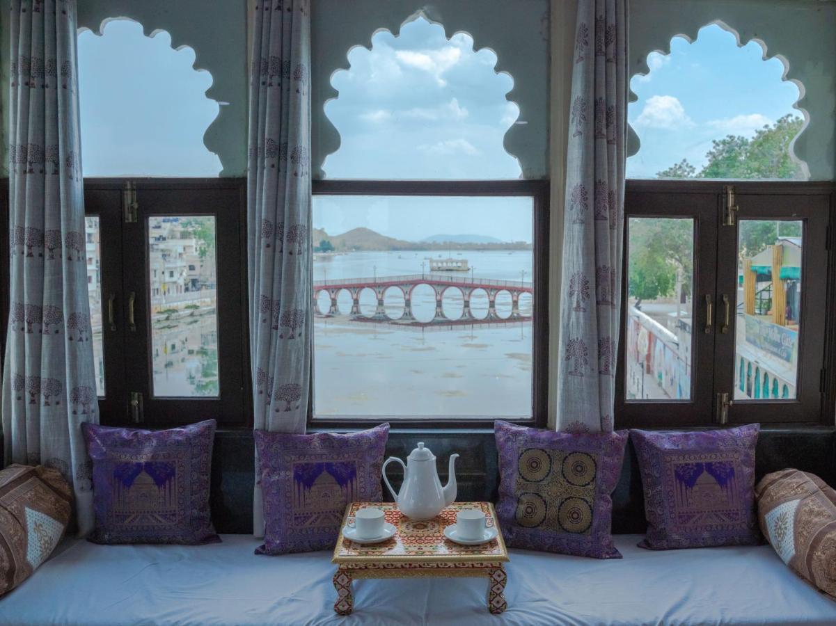 Hide-In Udaipur - A Lake View Boutique Hotel Zewnętrze zdjęcie