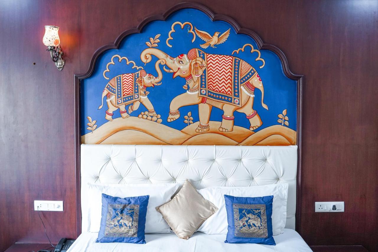 Hide-In Udaipur - A Lake View Boutique Hotel Zewnętrze zdjęcie