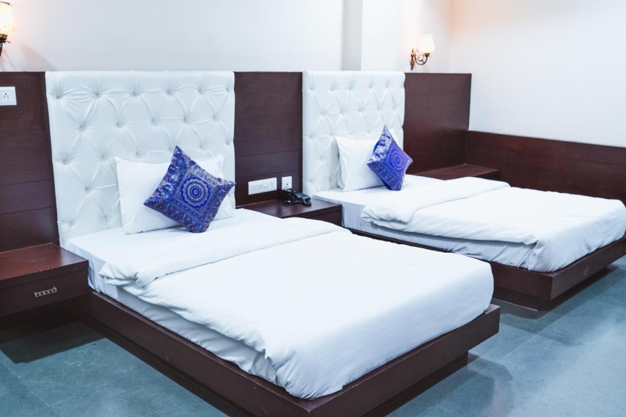 Hide-In Udaipur - A Lake View Boutique Hotel Zewnętrze zdjęcie