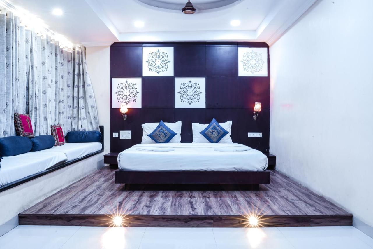 Hide-In Udaipur - A Lake View Boutique Hotel Zewnętrze zdjęcie