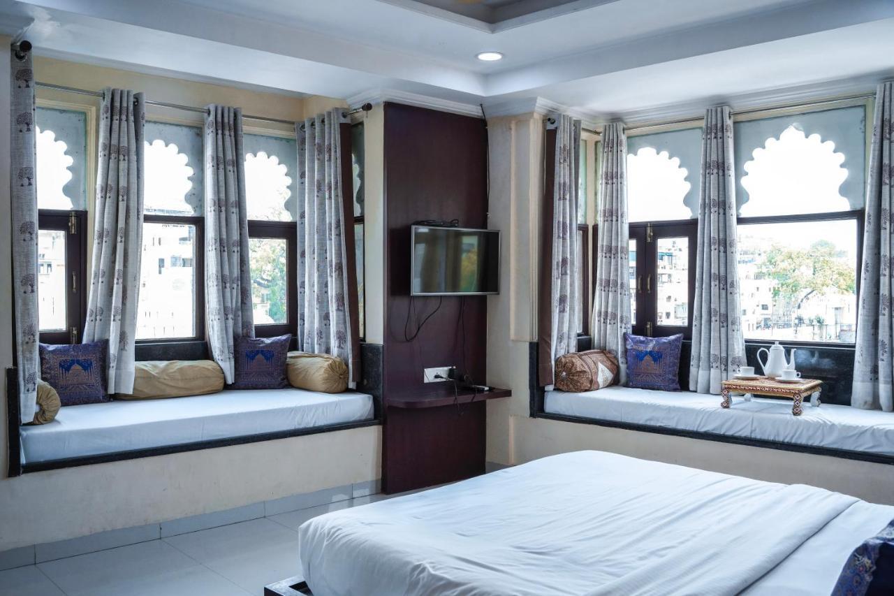 Hide-In Udaipur - A Lake View Boutique Hotel Zewnętrze zdjęcie