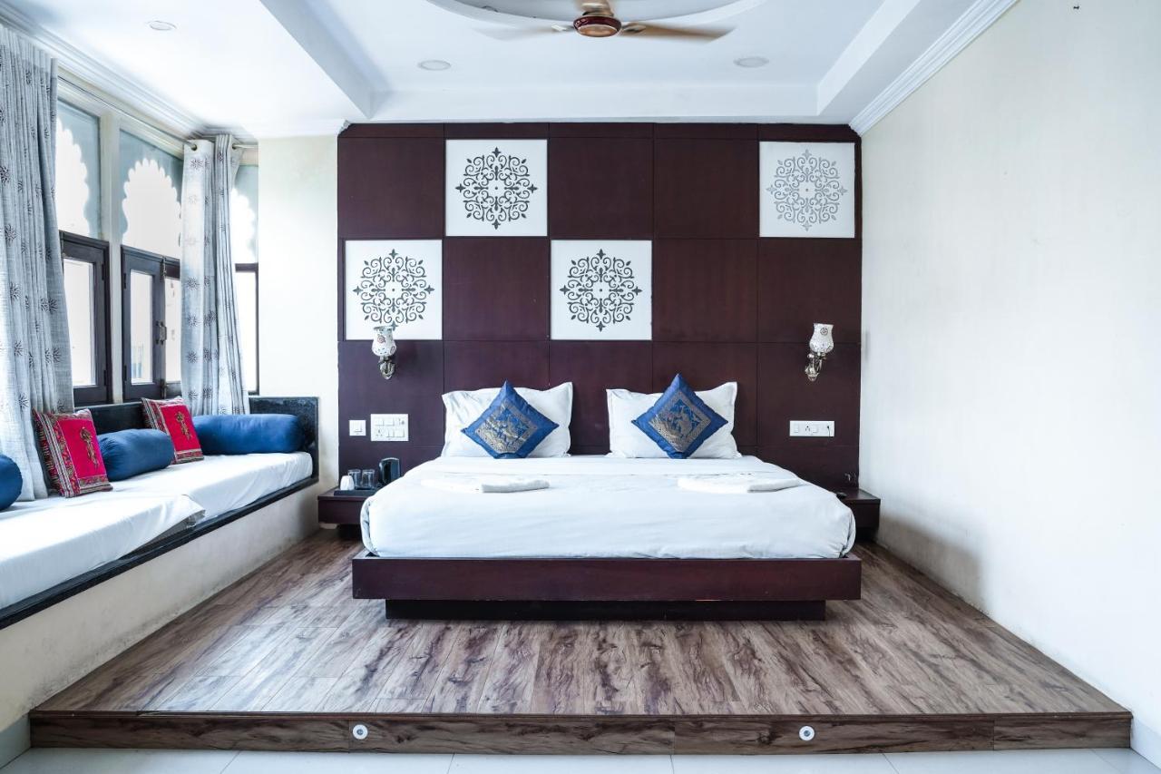 Hide-In Udaipur - A Lake View Boutique Hotel Zewnętrze zdjęcie